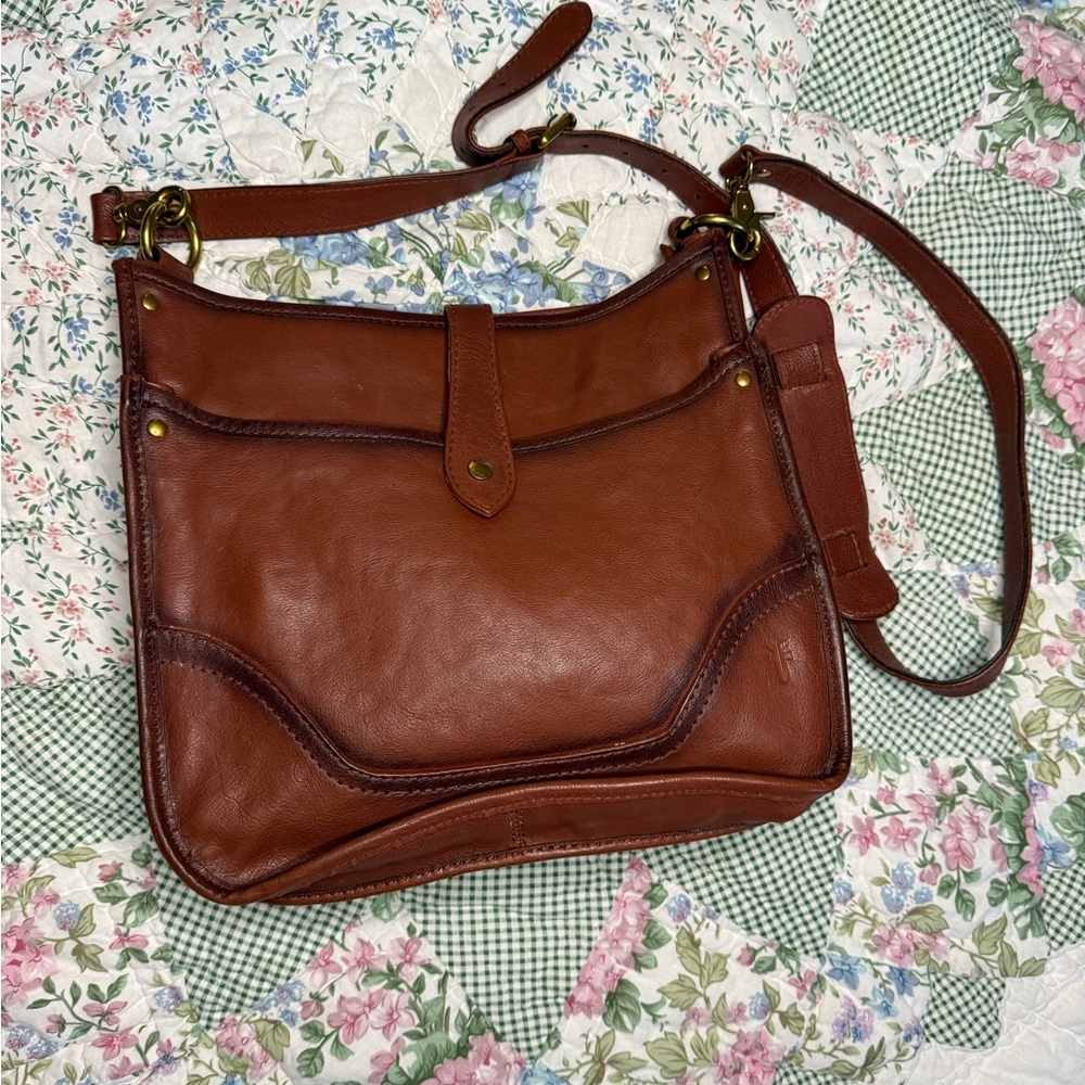 FRYE NWT Madison crossbody purse bag in cognac brown leather gold hardware
